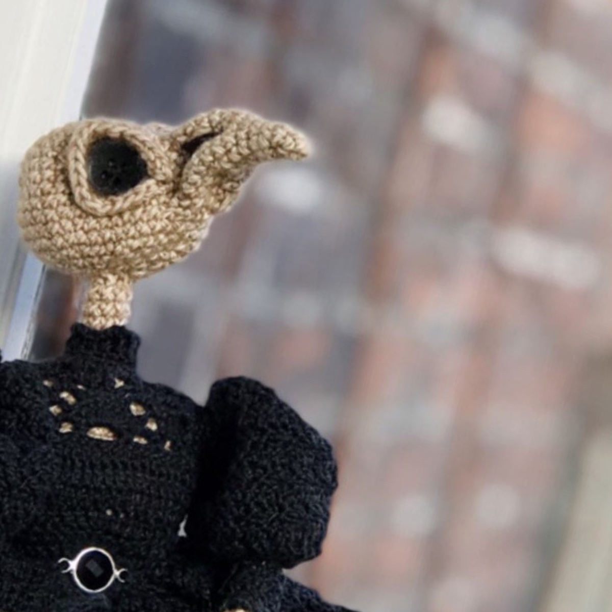 Crochet Crow Widow Amigurumi Pattern