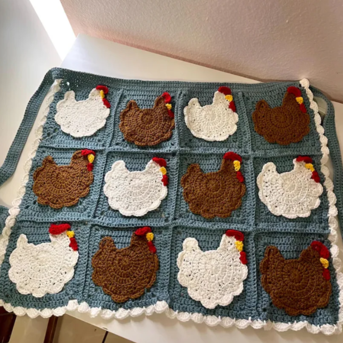 Nesting Hens Egg Gathering Apron Crochet Pattern