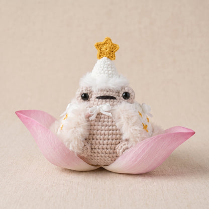 Crochet Jumbo Wizard Frog Pattern