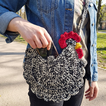 Crochet Chicken Bag Pattern (Crossbody Purse)
