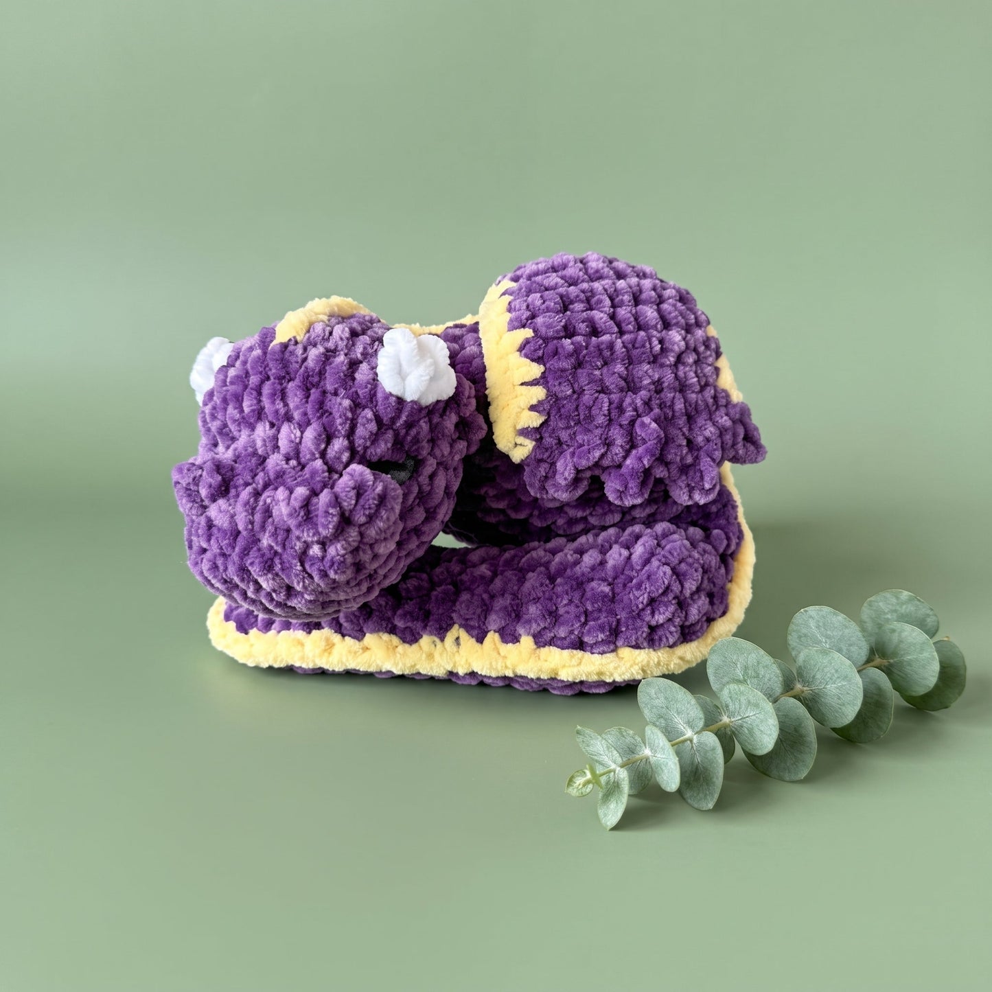 Crochet Sleeping Dragon Desk Phone Holder Pattern