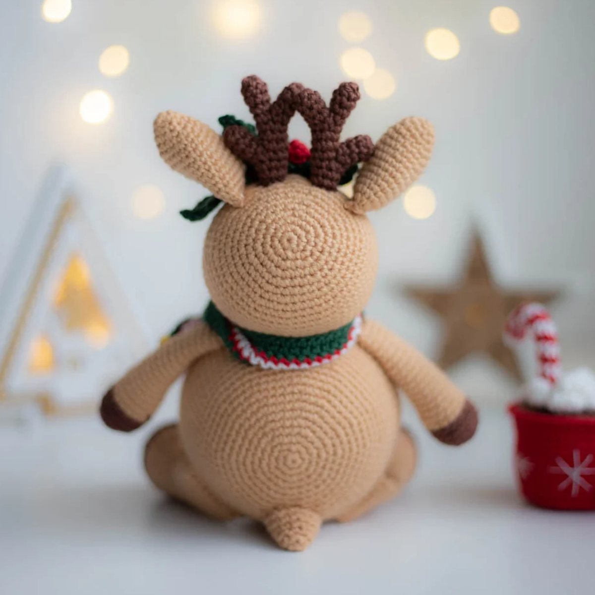 Crochet Christmas Deer Amigurumi Pattern (Globe Display)