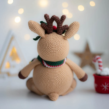 Crochet Christmas Deer Amigurumi Pattern (Globe Display)