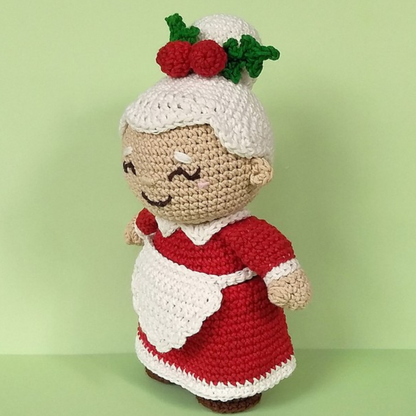 Crochet Christmas Friends Collection Pattern (4 Characters)