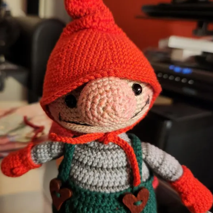 Crochet Christmas Gnome Amigurumi Pattern