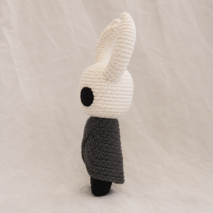 Crochet Hollow Knight Amigurumi Pattern (2 Sizes)