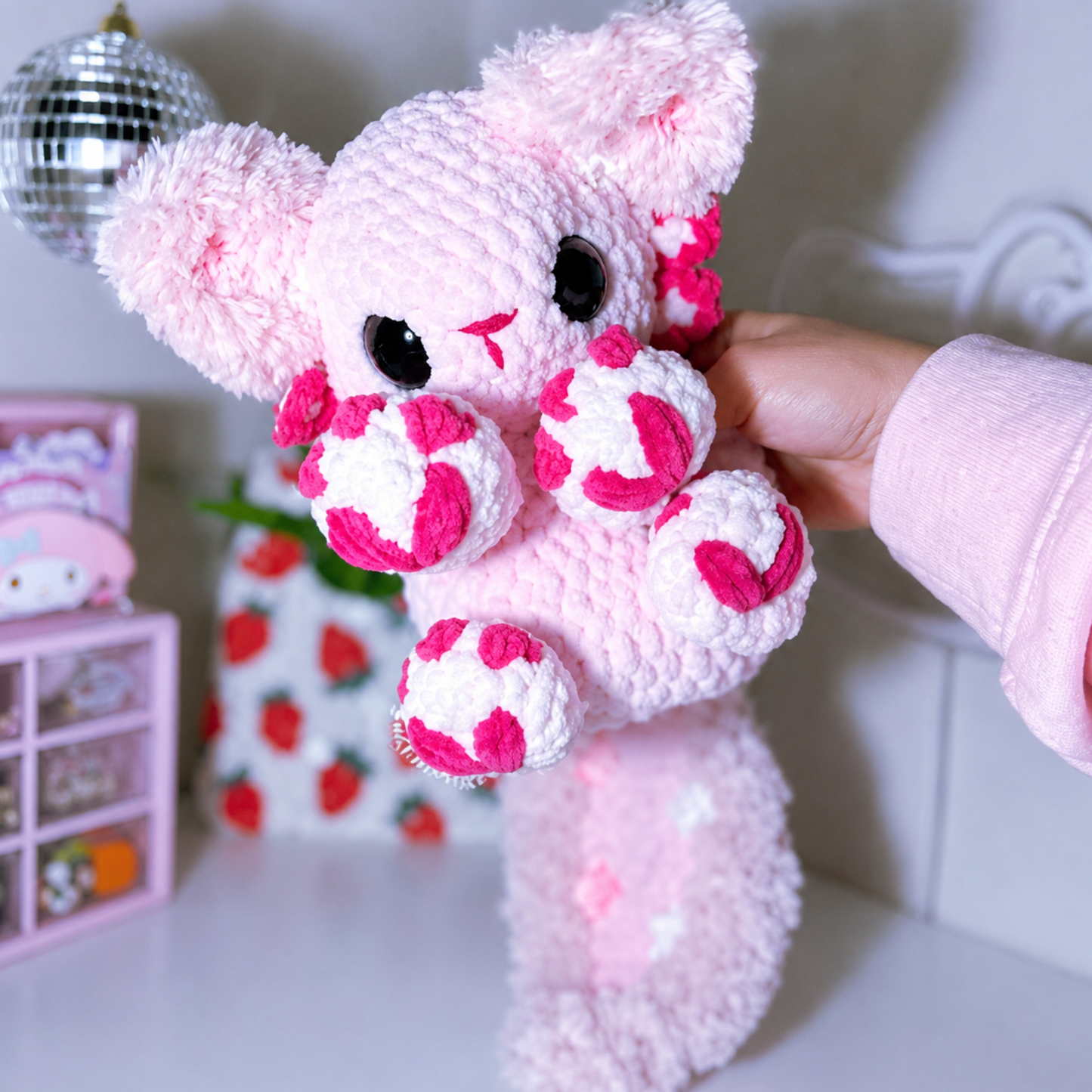 Crochet Mochi the Axolotl Kitty Pattern