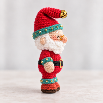 Crochet Santa Claus Amigurumi Pattern (Globe Display)