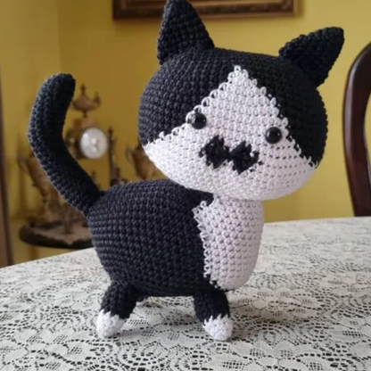 Crochet Tuxedo Cat Pattern