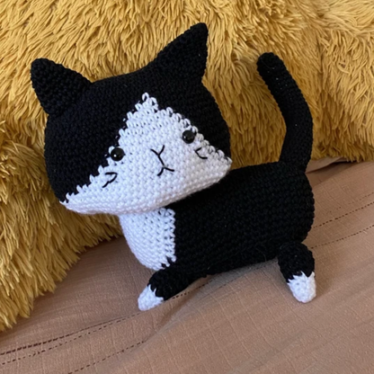 Crochet Tuxedo Cat Pattern
