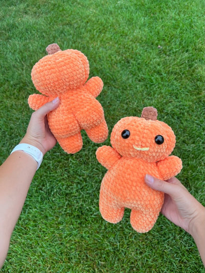 Cheeky Pumpkin Crochet Pattern – Amigurumi Halloween Toy