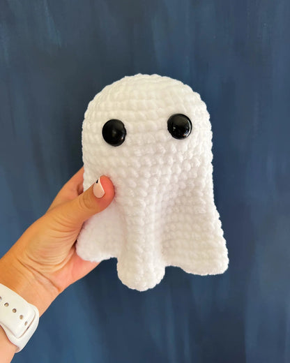 Flowy Ghost Amigurumi Crochet Pattern