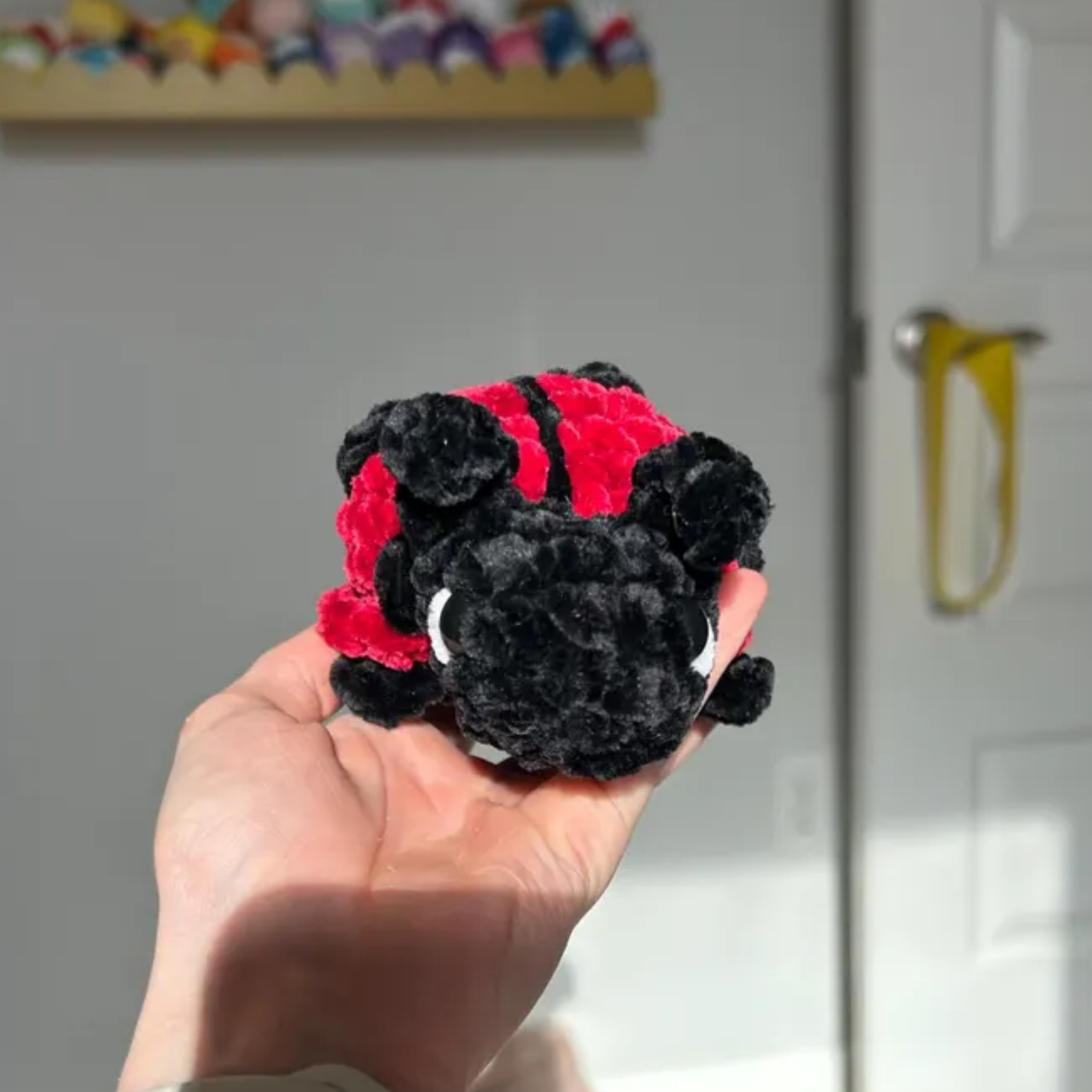 Crochet No-Sew Ladybug Pattern