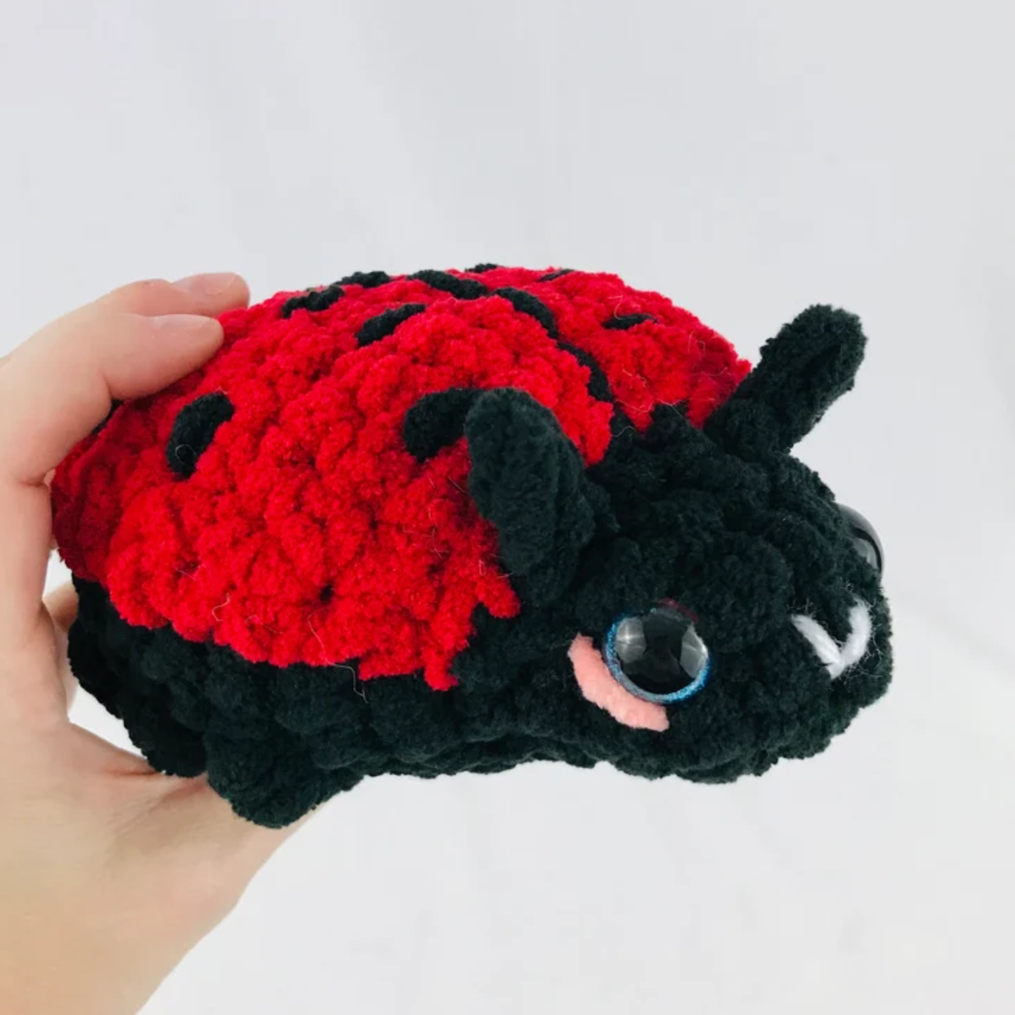 Crochet No-Sew Ladybug Pattern