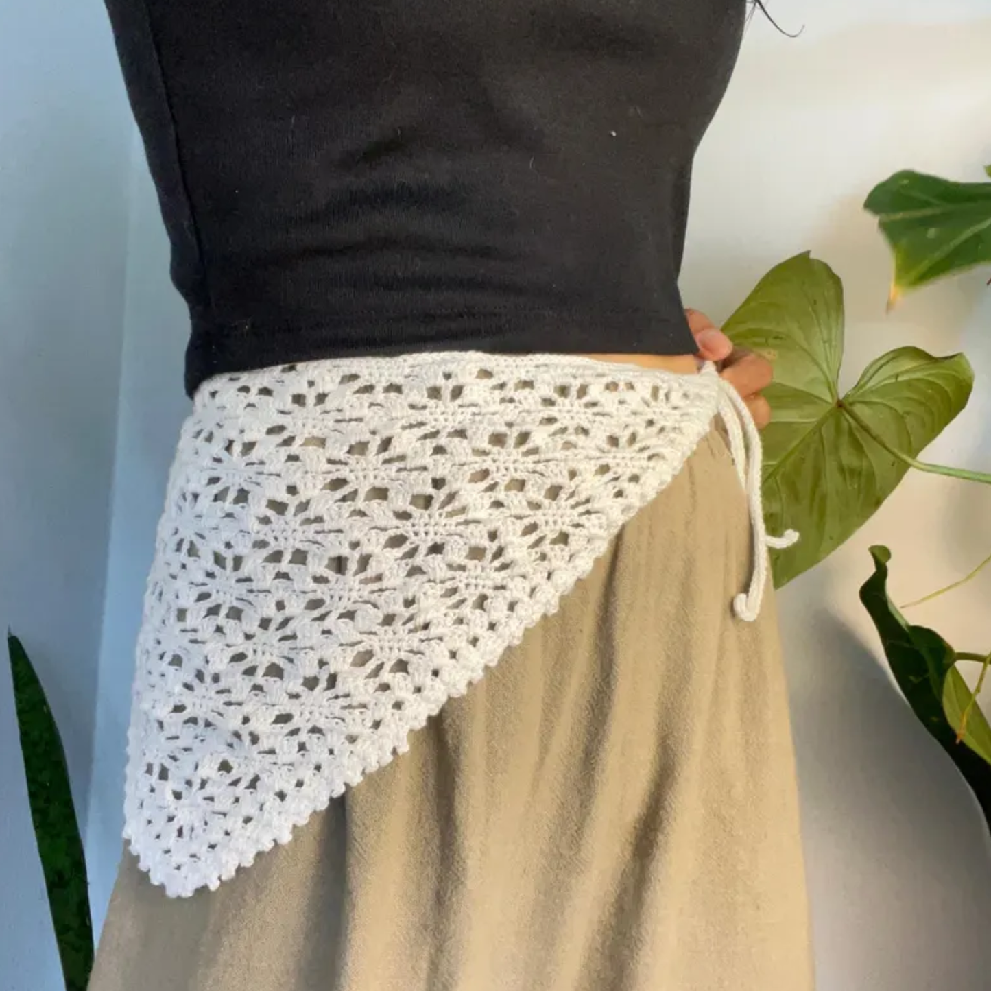 Crochet Wildflower Bandana Pattern (Customizable Size)